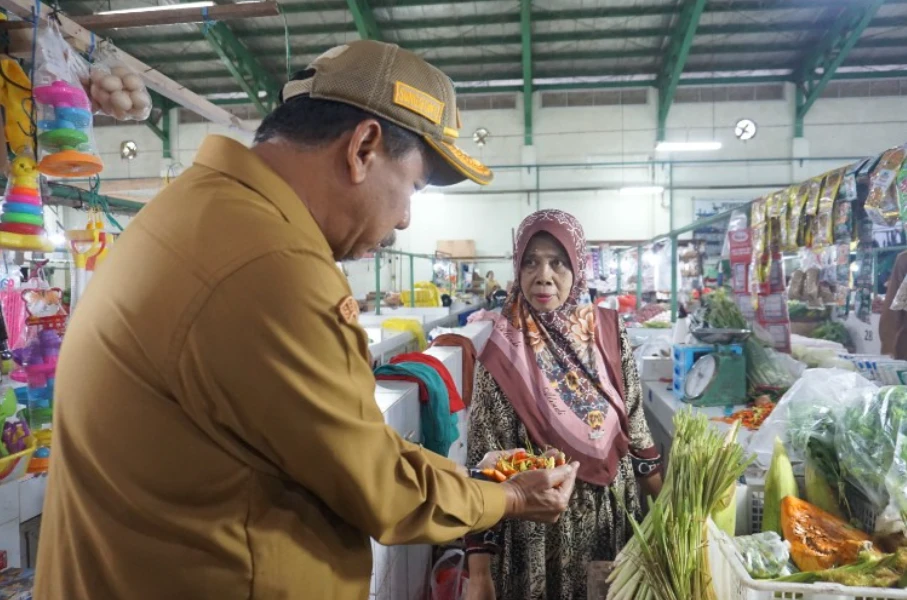 Sekda Kukar Pantau Pasar untuk Kendalikan Harga dan Pasokan Jelang Lebaran